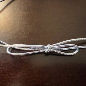 Stretch Loop - 8" Metallic Silver Ribbon (100 ribbons)